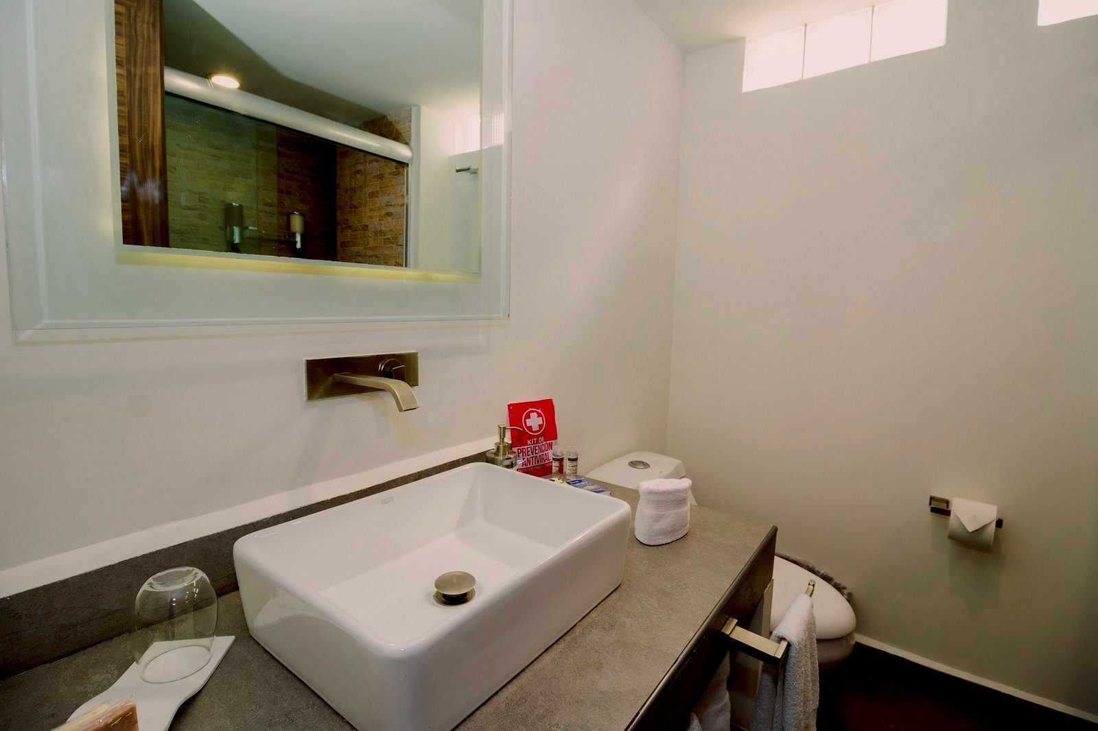 Executive Twin Suite